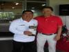 Hiratomi recebe seu pr�mio